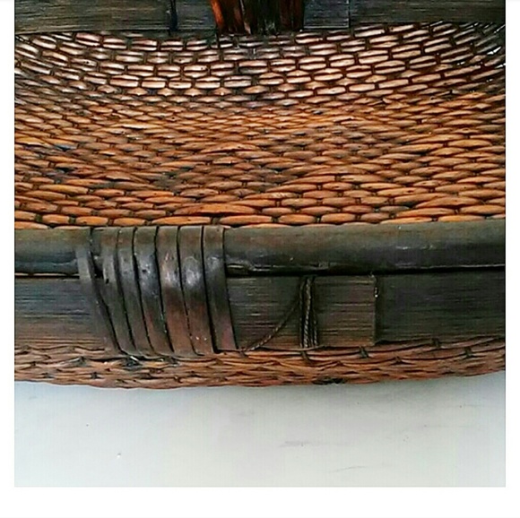 Wicker Woven Decorative Basket Tray - Picture 6 of 7